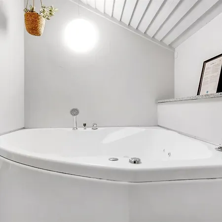 Elan - 450m From The Sea By Interhome * Ebeltoft